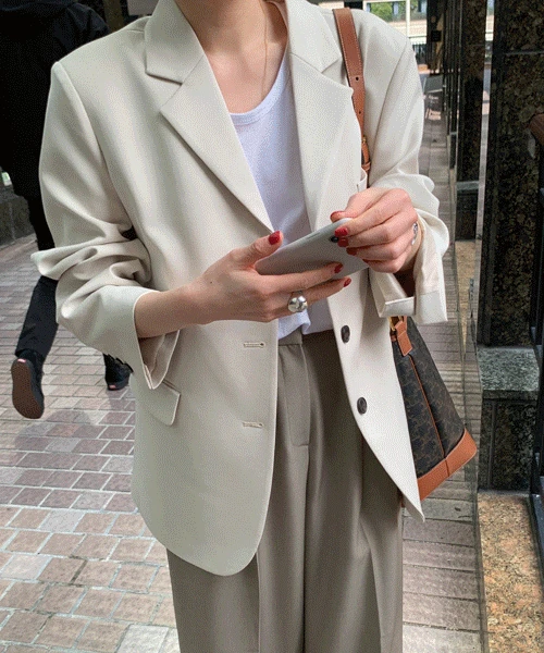 Nevan jacket (크림)